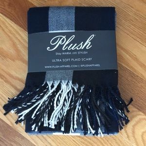 Plush blue plaid scarf